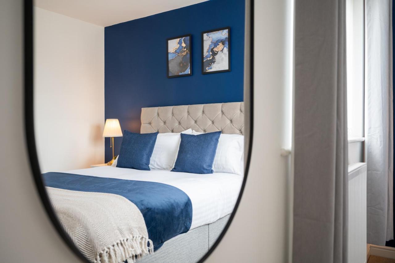 Stylish Cozy Manchester House In Quiet Neighborhood, 6Mins To Coop Live Arena, Etihad Stadium & City Centre With Wifi & Free Private Parking Exterior foto
