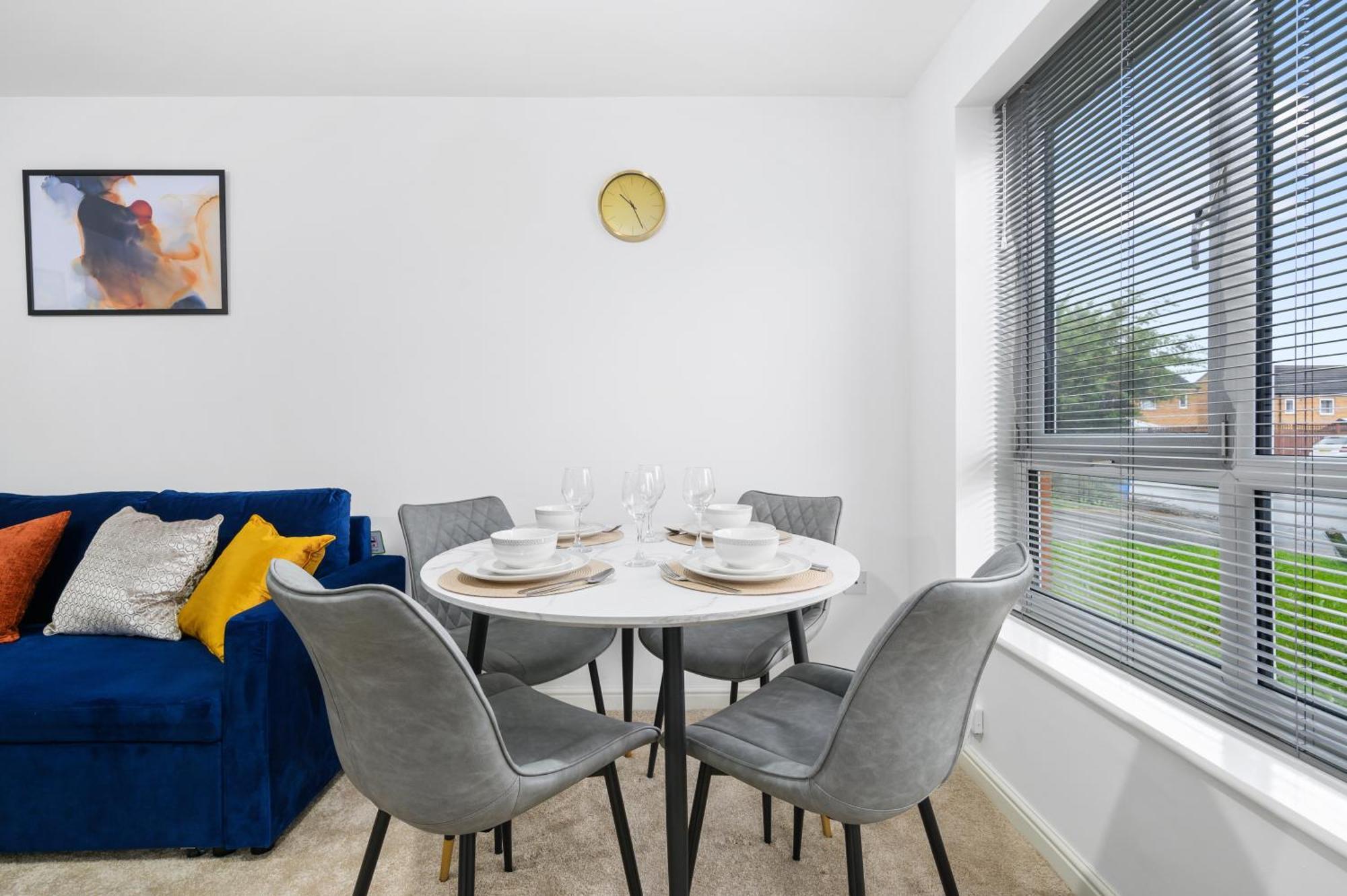 Stylish Cozy Manchester House In Quiet Neighborhood, 6Mins To Coop Live Arena, Etihad Stadium & City Centre With Wifi & Free Private Parking Exterior foto